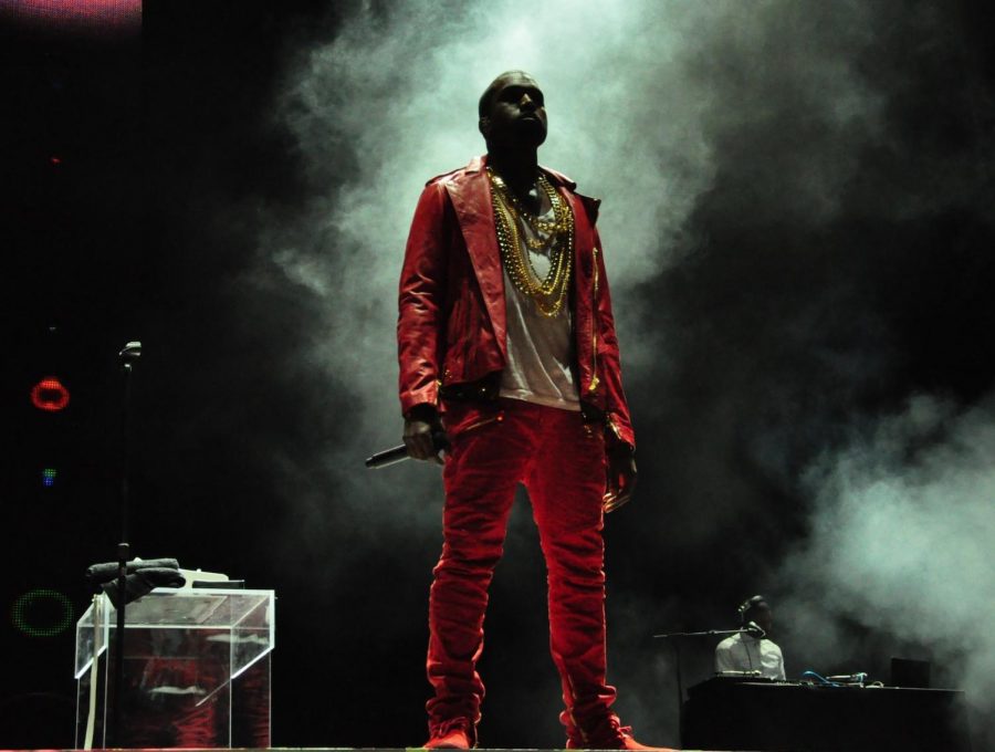 Kanye+West+gets+cash+through+controversy
