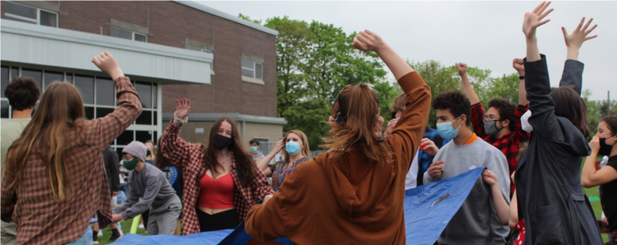 CHS students participate in the 2021 Spring Spirit Week Relay Race, the second spirit week event after numerous event
cancellations and alterations.