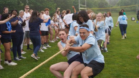 The Light Blue Team, led by guidance counselor Sandra Gidos and sporting a Blue’s Clues theme, competes in the kickoff tug-of-war event of Color Wars on Friday, June 3. In true CHS fashion,
the other teams are seen cheering their opponents on throughout the event.