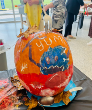 Senior class pumpkin wins first place with theme of “Beast and Feast.”
