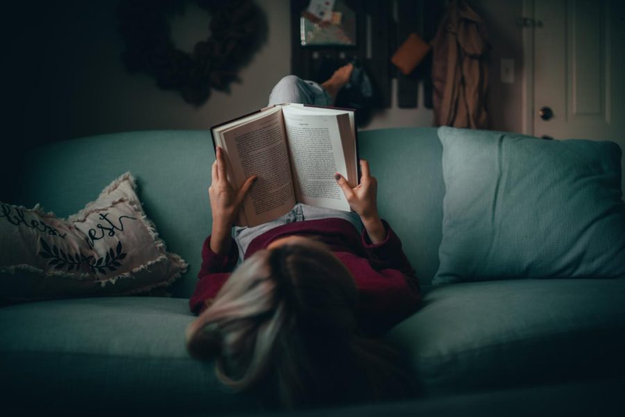 People in the younger generation have been reading less and less causing a deficiency in all the benefits reading gives to people.
https://unsplash.com/license 