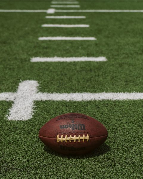 The benefits of tanking the NFL or NBA season for the players are discussed.
https://unsplash.com/license
